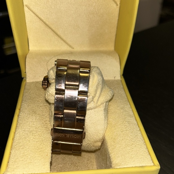 🔥Michael Kors Bradshaw Oversized Rose Gold Watch MK5314 Classic Stainless Steel - Picture 3 of 7